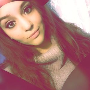 Meet your Posher, Sara